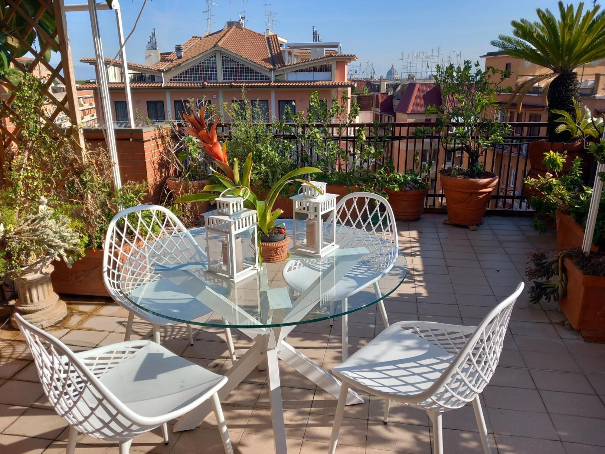 St Peter's View Penthouse Apartment Rome